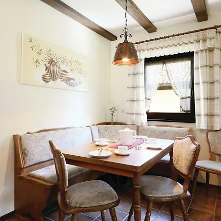 Vakantiehuis Two-bedroom Holiday In *